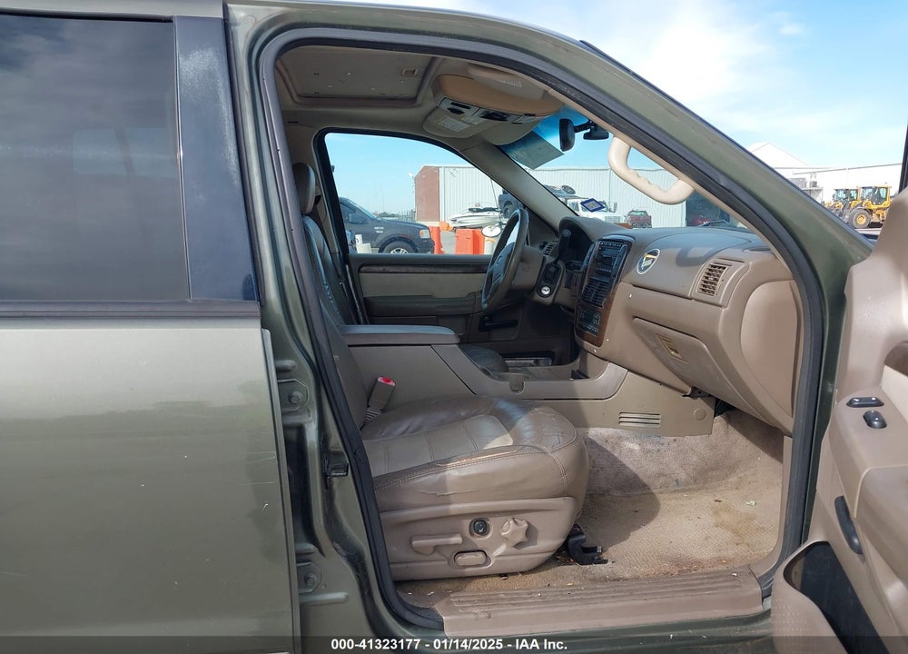 2004 FORD EXPLORER VIN: 1FMDU64K64UB12140