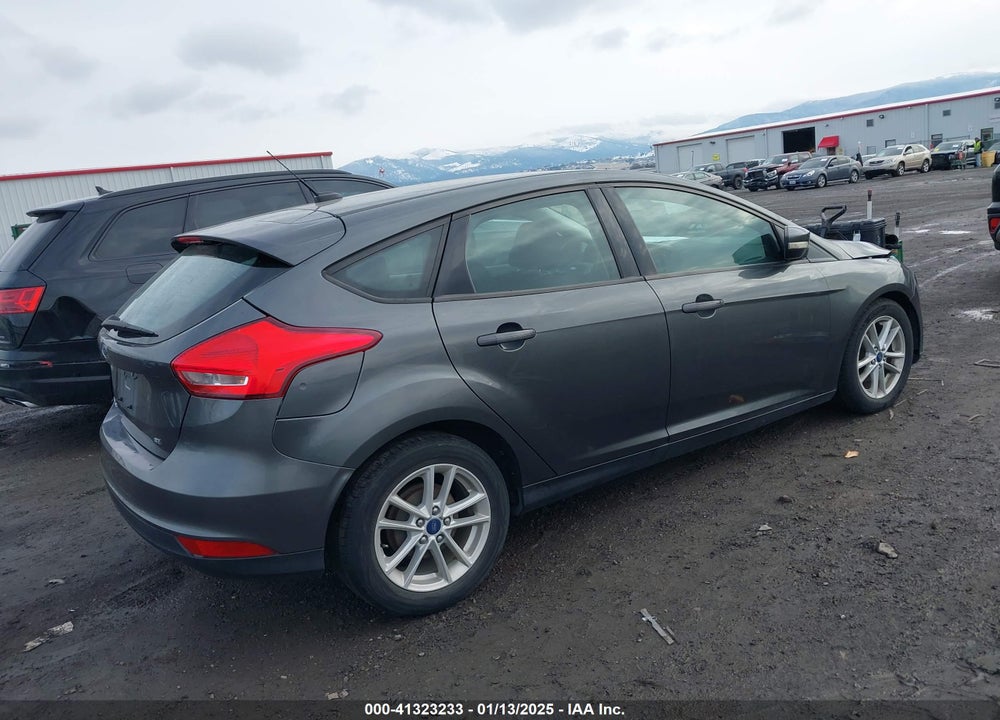 2017 FORD FOCUS VIN: 1FADP3K26HL271626