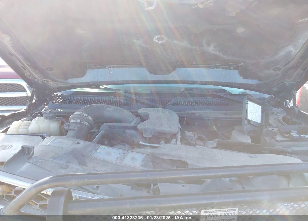 2005 CHEVROLET SILVERADO 2500HD LS VIN: 1GCHK23285F837637