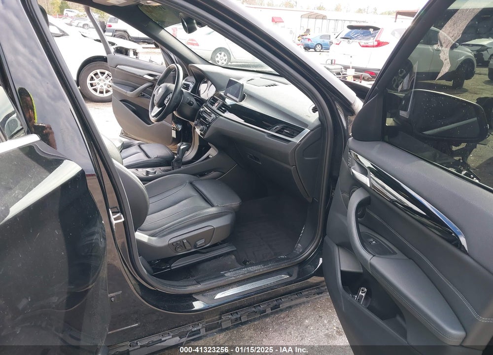 2018 BMW X1 SDRIVE28I VIN: WBXHU7C37J5L07310