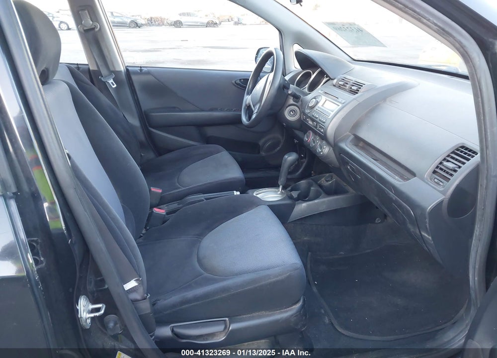 2008 HONDA FIT VIN: JHMGD38458S046742