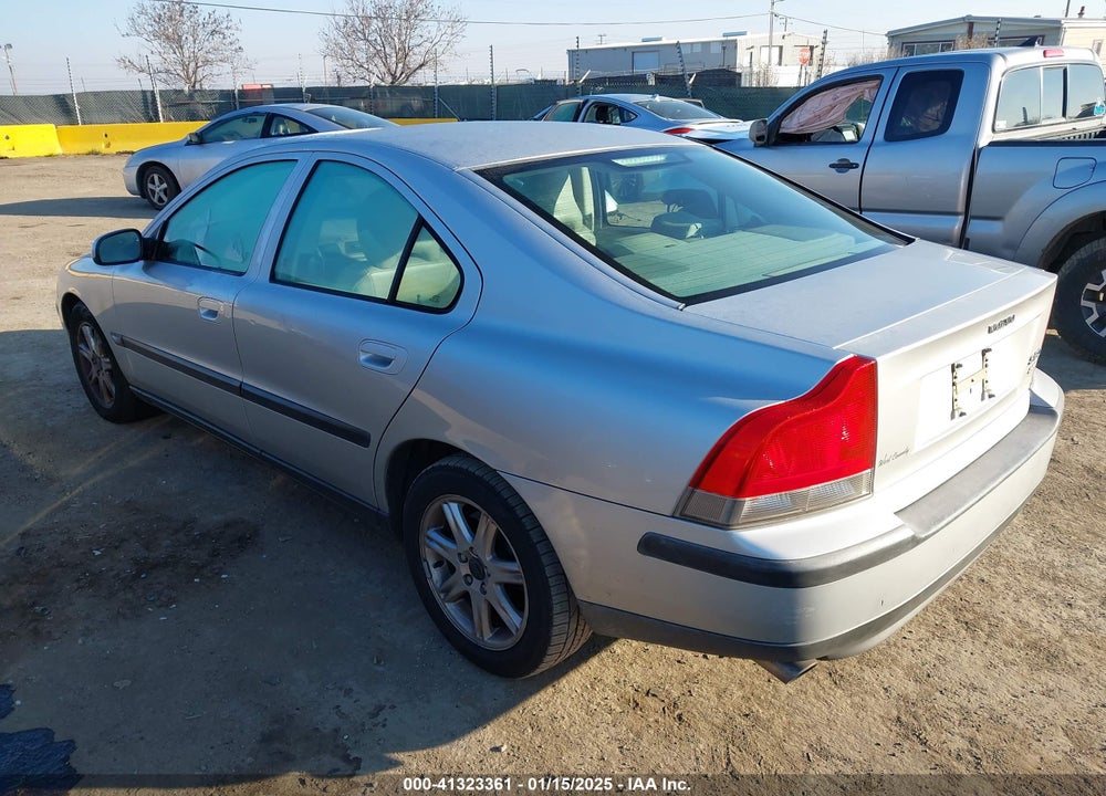 2002 VOLVO S60 2.4T VIN: YV1RS58DX22122310