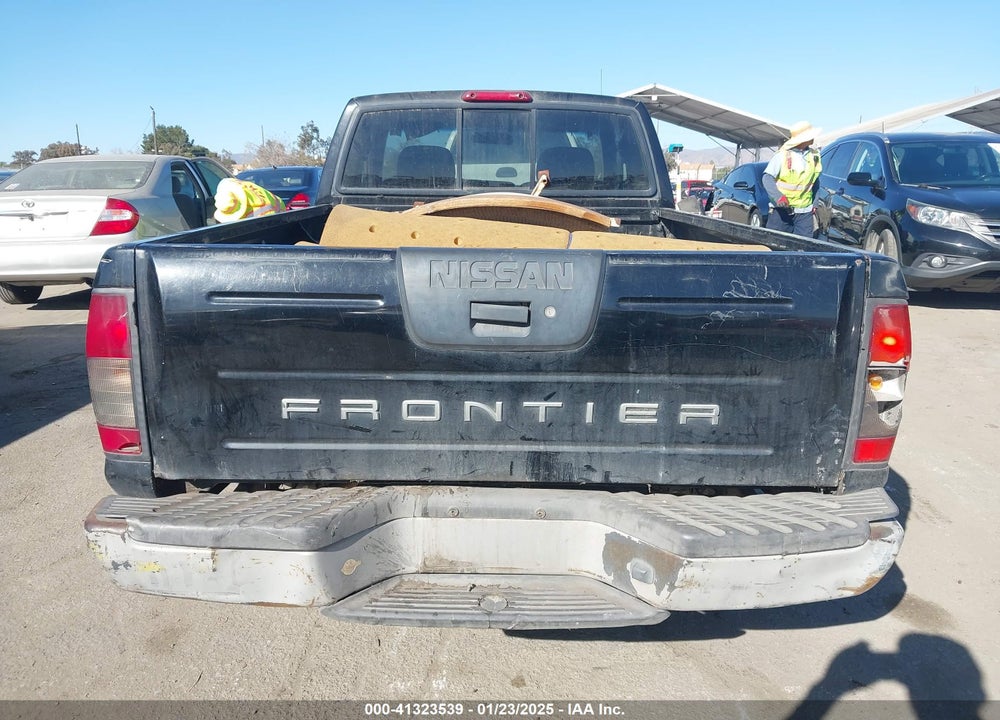 2001 NISSAN FRONTIER XE VIN: 1N6DD26SX1C355622