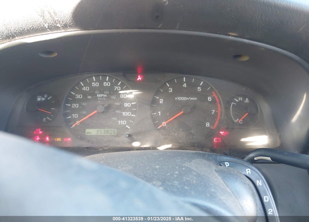 2001 NISSAN FRONTIER XE VIN: 1N6DD26SX1C355622