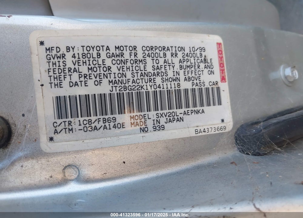 2000 TOYOTA CAMRY LE VIN: JT2BG22K1Y0411118
