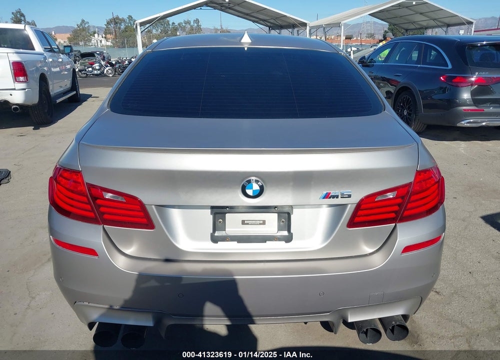 2016 BMW M5 VIN: WBSFV9C55GD595706