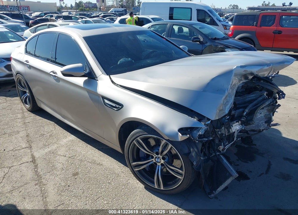 2016 BMW M5 VIN: WBSFV9C55GD595706