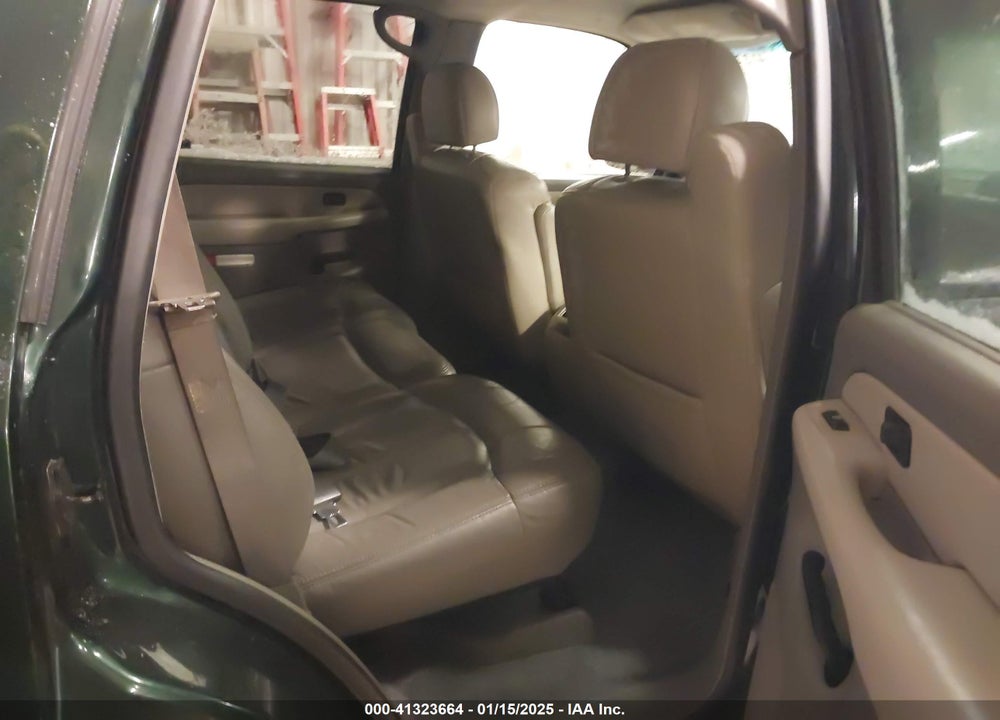 2001 CHEVROLET TAHOE LT VIN: 1GNEK13T11J307210