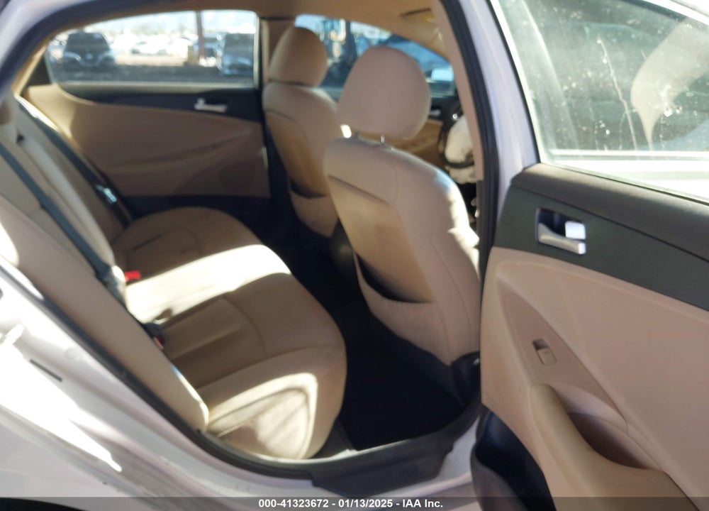 2011 HYUNDAI SONATA VIN: 5NPEB4AC0BH204884