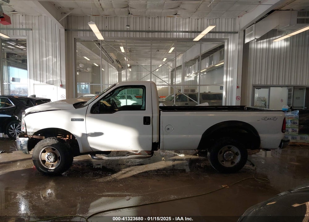 2005 FORD F-250 XL/XLT VIN: 1FTNF21585EC03514