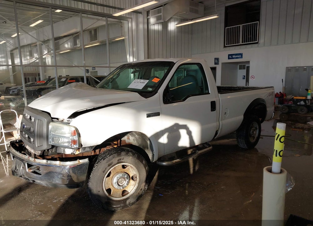 2005 FORD F-250 XL/XLT VIN: 1FTNF21585EC03514