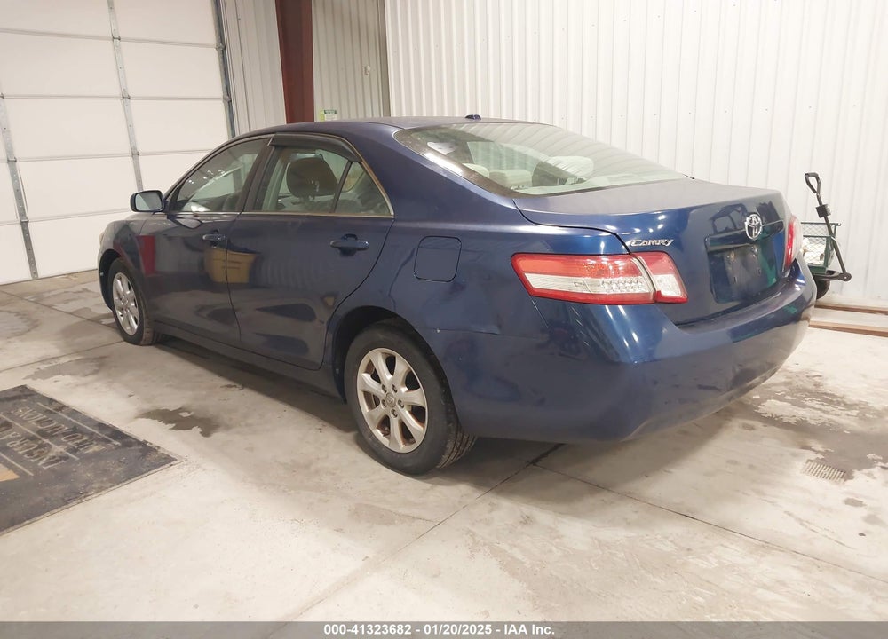 2011 TOYOTA CAMRY LE VIN: 4T1BF3EK4BU703207