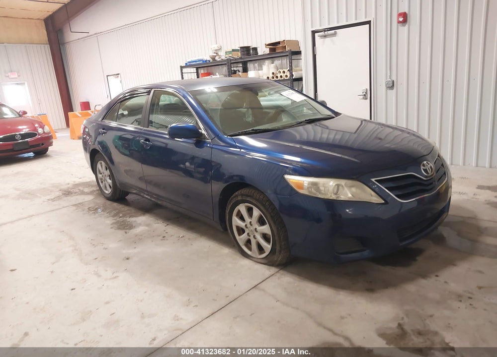 2011 TOYOTA CAMRY LE VIN: 4T1BF3EK4BU703207