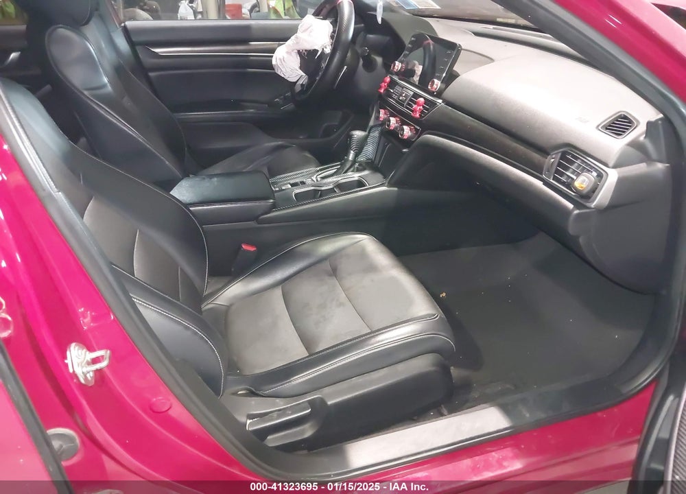 2018 HONDA ACCORD VIN: 1HGCV1F34JA046434