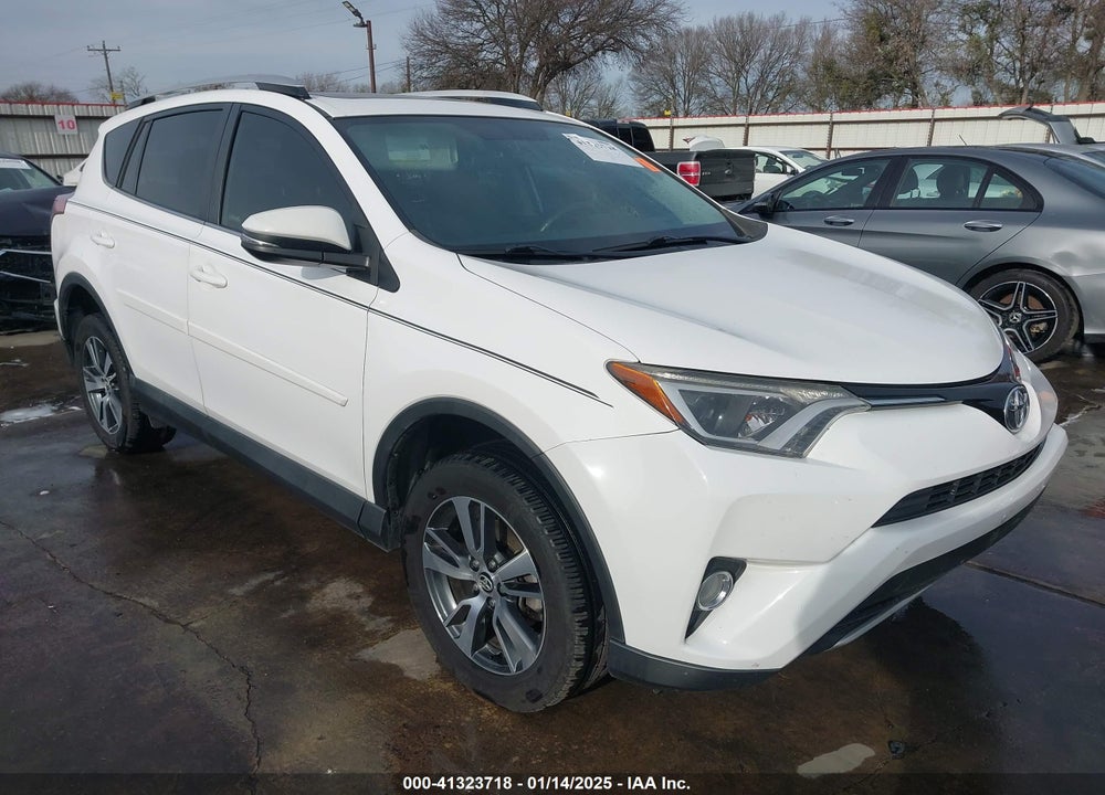 2016 TOYOTA RAV4 XLE VIN: 2T3WFREV7GW285738