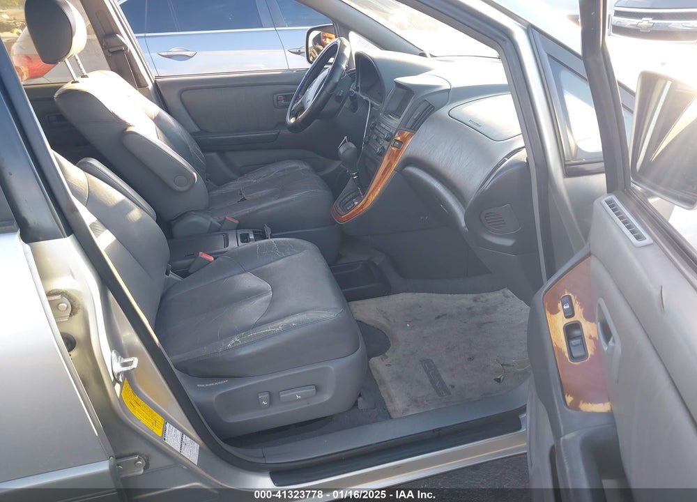 2000 LEXUS RX 300 VIN: JT6HF10U6Y0104070