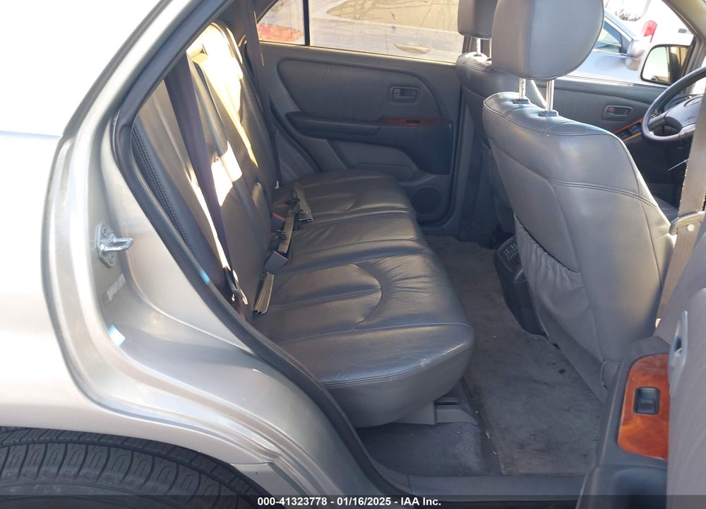 2000 LEXUS RX 300 VIN: JT6HF10U6Y0104070