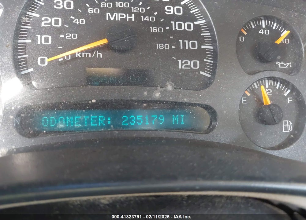 2003 CHEVROLET TAHOE LS VIN: 1GNEC13Z03R250391