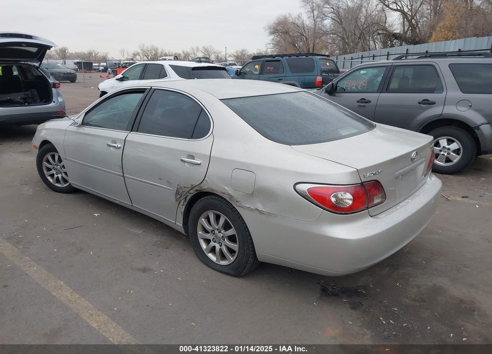 2002 LEXUS ES 300 VIN: JTHBF30G420062198