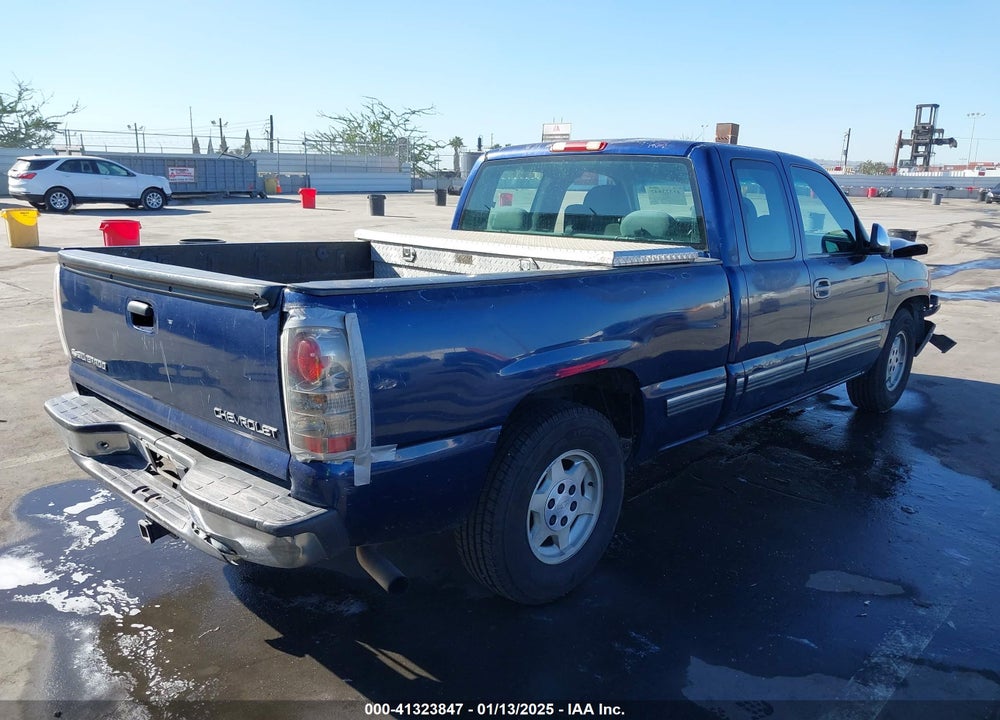 2002 CHEVROLET SILVERADO 1500 LS VIN: 2GCEC19V121207764