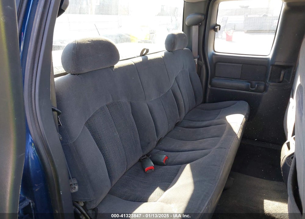 2002 CHEVROLET SILVERADO 1500 LS VIN: 2GCEC19V121207764
