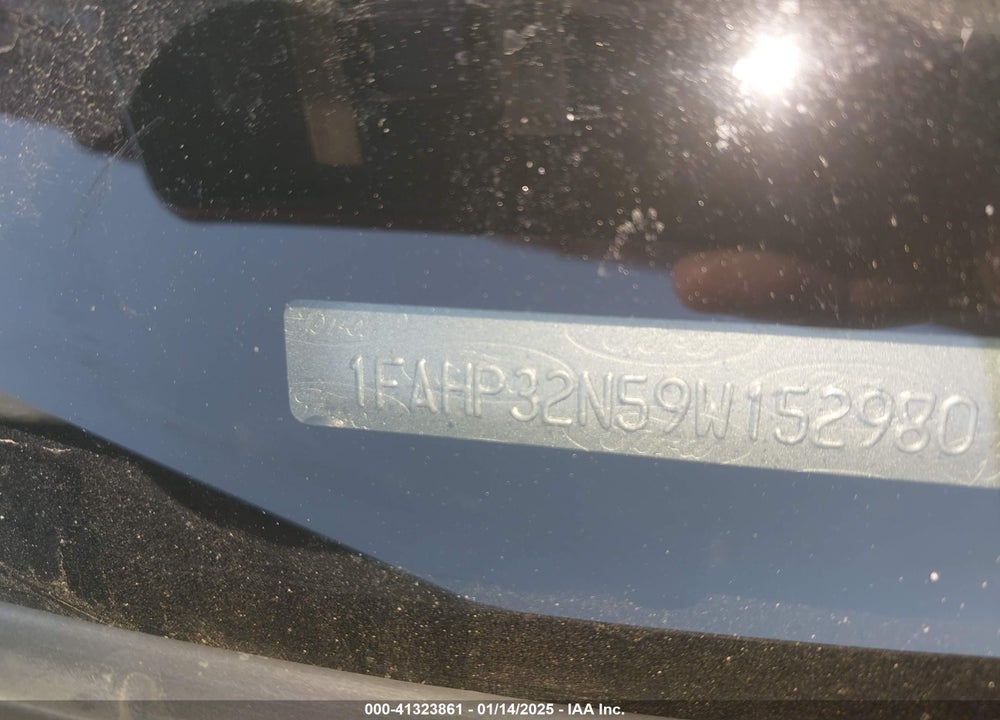 2009 FORD FOCUS SE VIN: 1FAHP32N59W152980