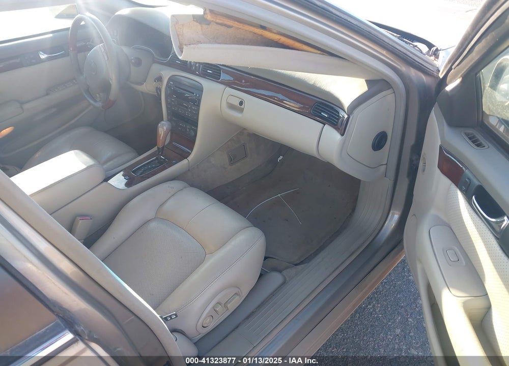 2002 CADILLAC SEVILLE STS VIN: 1G6KY54922U243816