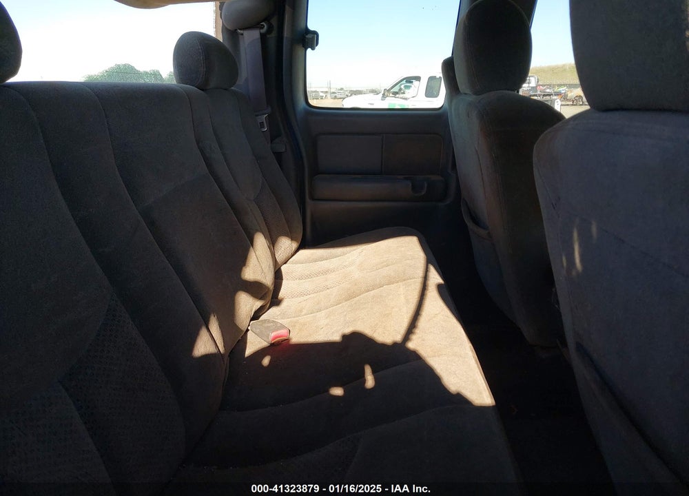 2003 CHEVROLET SILVERADO 2500HD VIN: 1GCHK29123E123522