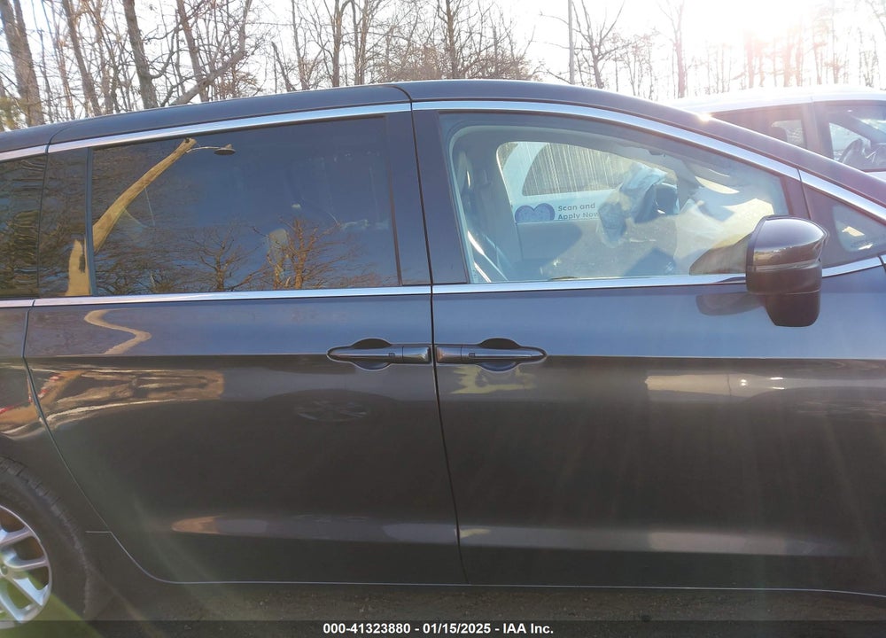 2023 CHRYSLER PACIFICA TOURING L VIN: 2C4RC1BG2PR514687