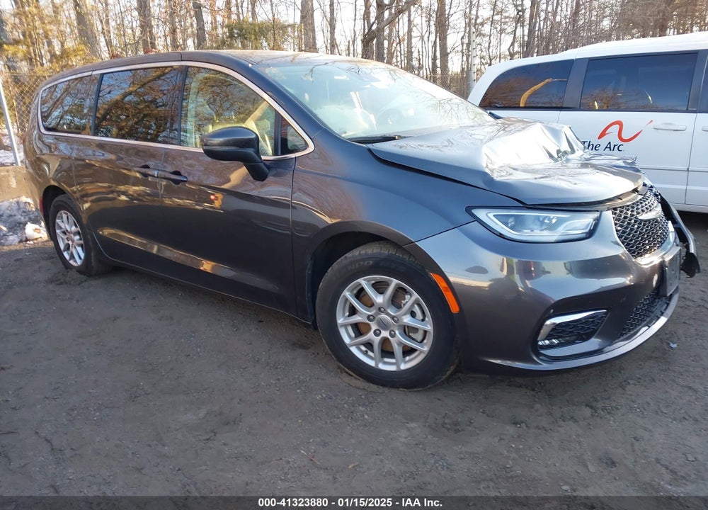 2023 CHRYSLER PACIFICA TOURING L VIN: 2C4RC1BG2PR514687