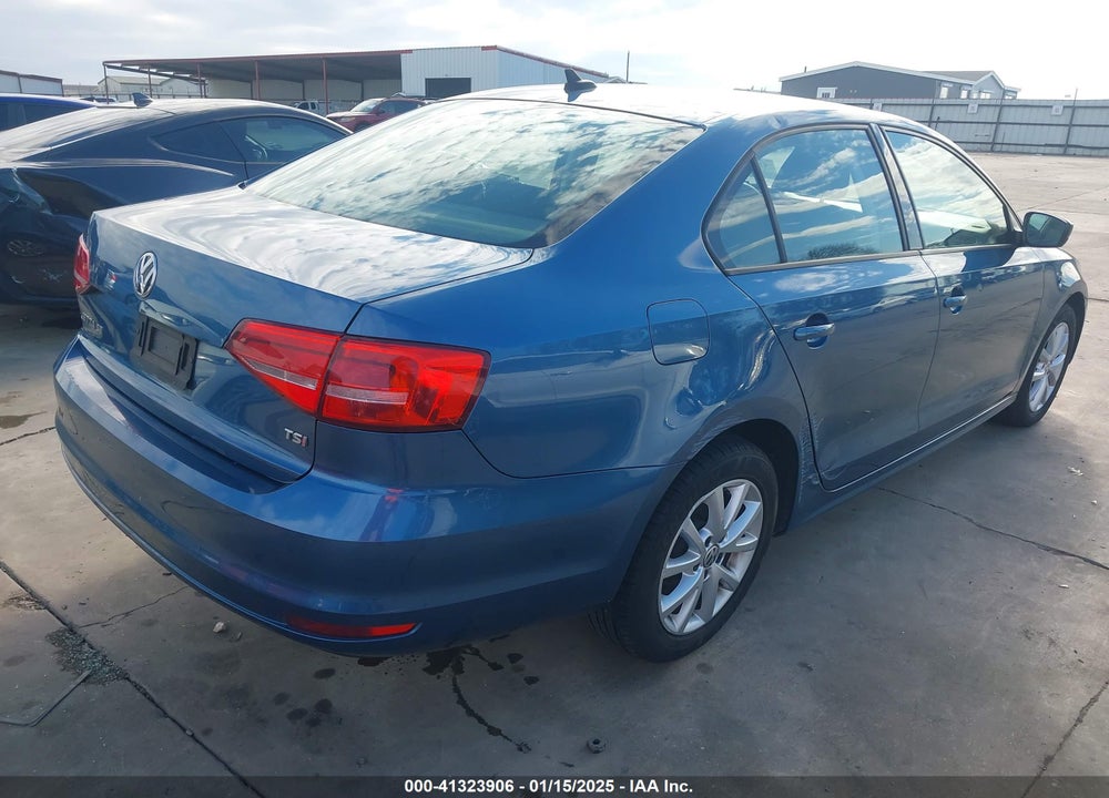 2015 VOLKSWAGEN JETTA VIN: 3VWD17AJ8FM331832
