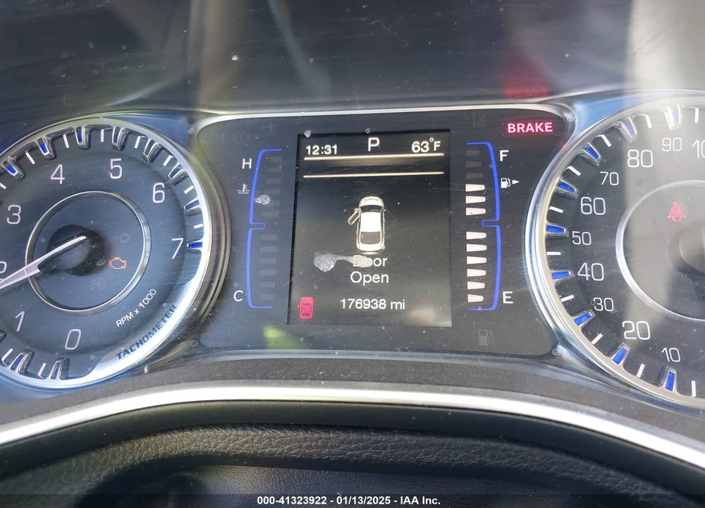 2016 CHRYSLER 200 VIN: 1C3CCCFBXGN100798