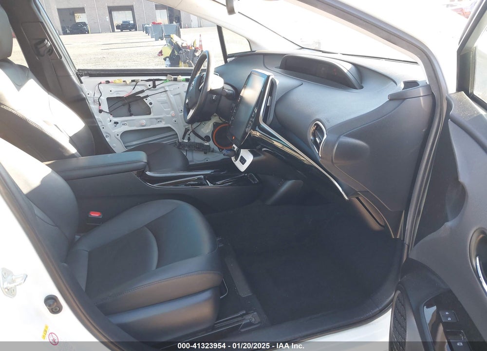 2017 TOYOTA PRIUS PRIME VIN: JTDKARFP1H3064170