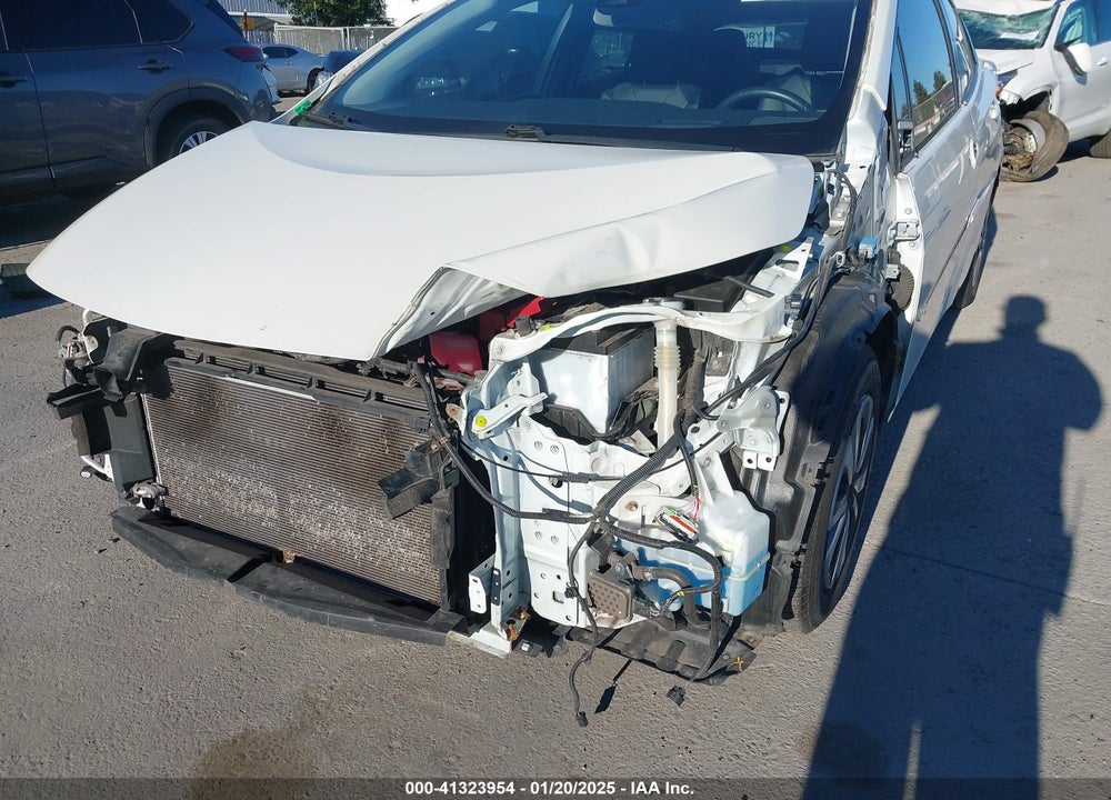 2017 TOYOTA PRIUS PRIME VIN: JTDKARFP1H3064170