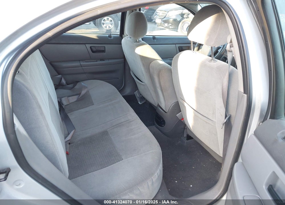 2004 FORD TAURUS SE VIN: 1FAFP582X4A203279