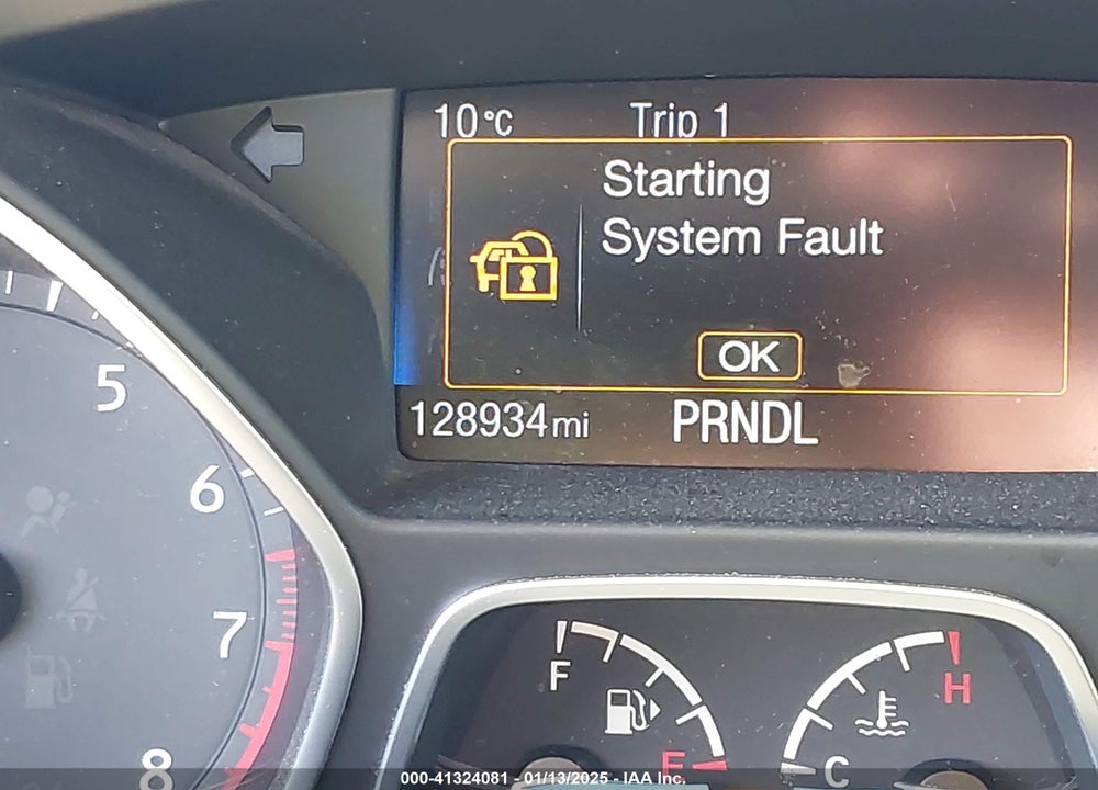 2016 FORD FOCUS VIN: 1FADP3F27GL385112