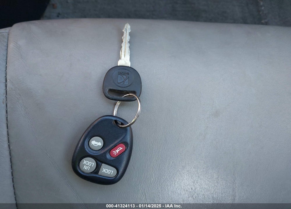 2000 SATURN SL2 VIN: 1G8ZK5278YZ138850
