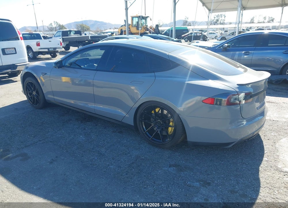 2014 TESLA MODEL S VIN: 5YJSA1H18EFP56497