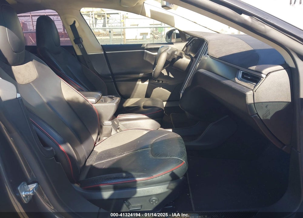 2014 TESLA MODEL S VIN: 5YJSA1H18EFP56497