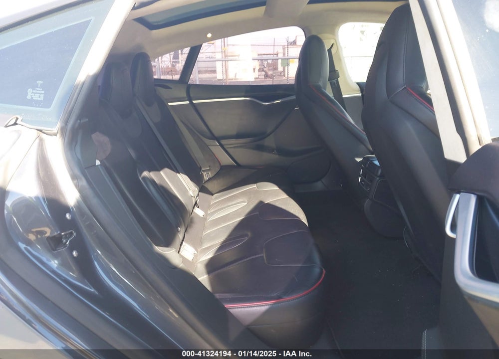 2014 TESLA MODEL S VIN: 5YJSA1H18EFP56497