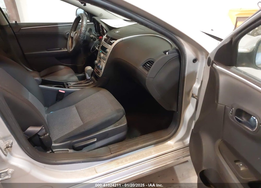 2011 CHEVROLET MALIBU 1LT VIN: 1G1ZC5E10BF249064