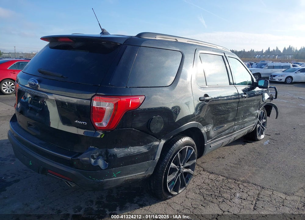 2018 FORD EXPLORER XLT VIN: 1FM5K8D88JGC55899