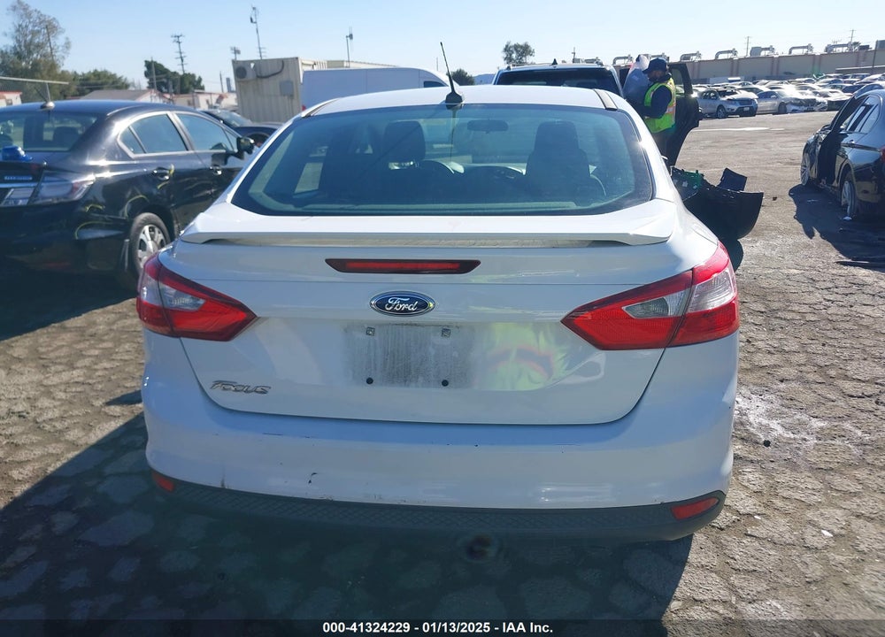 2012 FORD FOCUS VIN: 1FAHP3E2XCL258075