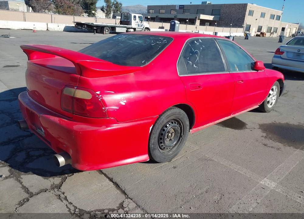 1996 HONDA ACCORD LX/EX VIN: 1HGCD5633TA079339
