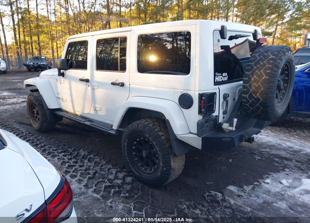 2013 JEEP WRANGLER UNLIMITED SAHARA VIN: 1C4BJWEG1DL617572