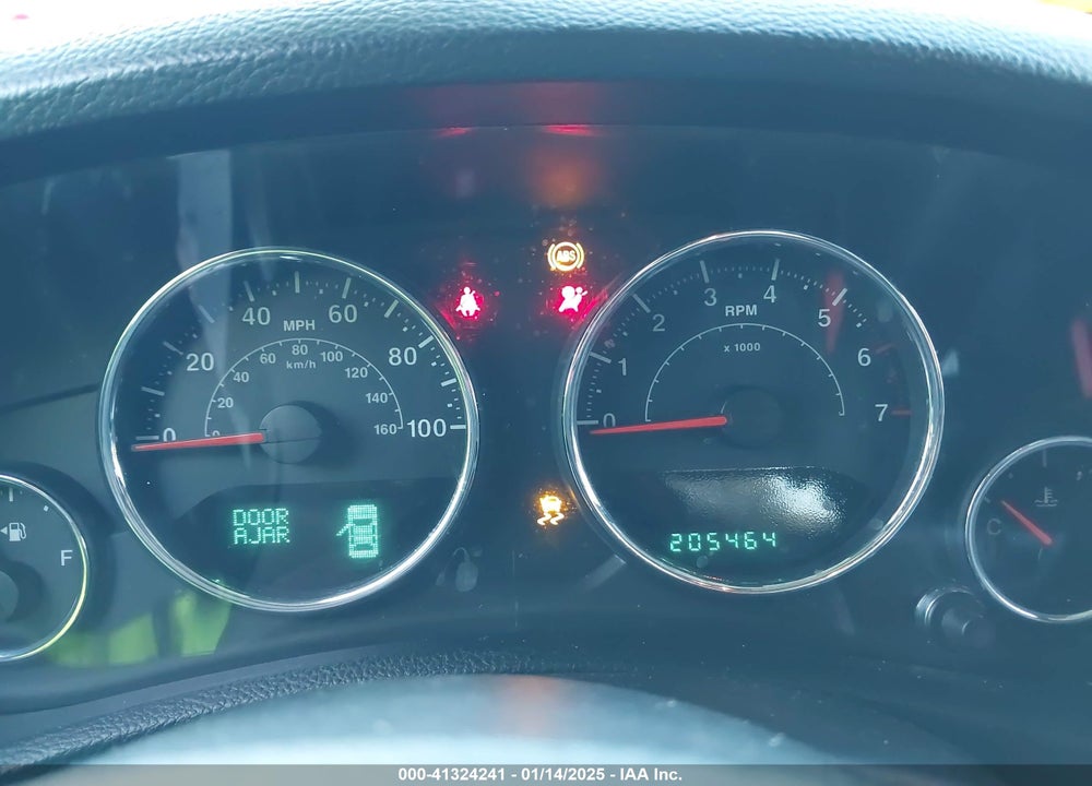 2013 JEEP WRANGLER UNLIMITED SAHARA VIN: 1C4BJWEG1DL617572