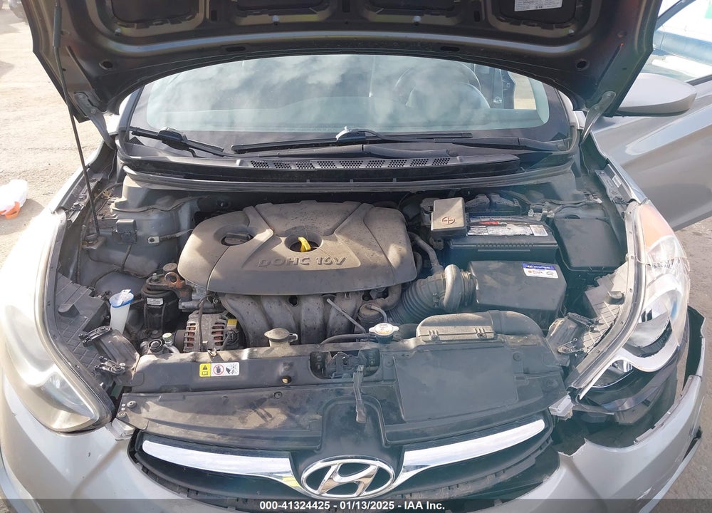 2013 HYUNDAI ELANTRA VIN: KMHDH4AE5DU742142