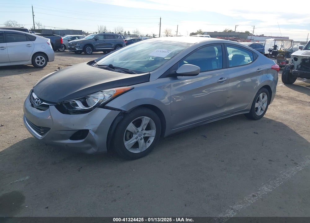 2013 HYUNDAI ELANTRA VIN: KMHDH4AE5DU742142