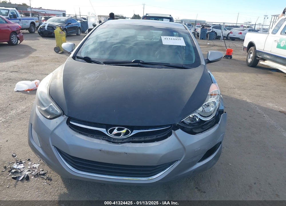 2013 HYUNDAI ELANTRA VIN: KMHDH4AE5DU742142