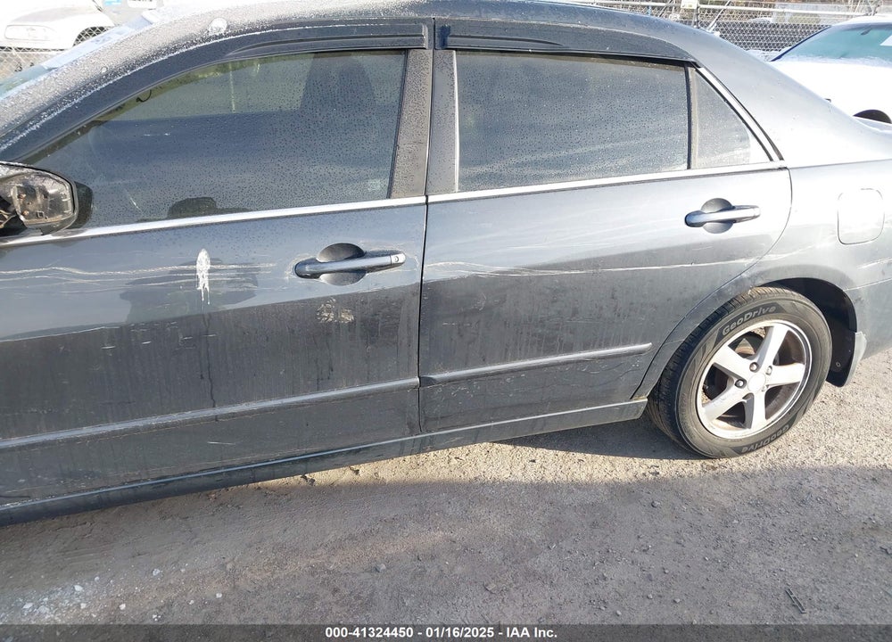 2004 HONDA ACCORD 2.4 EX VIN: 1HGCM56814A178481